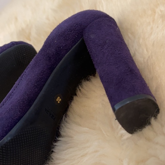 Prada Suede Pumps Authentic - Picture 11 of 12